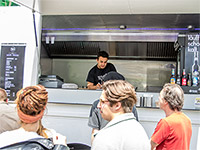 wurstdurst-food-truck-impressionen-08
