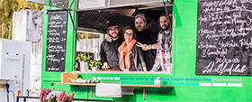 Food Truck Fans auf dem 4. Food Truck RoundUp