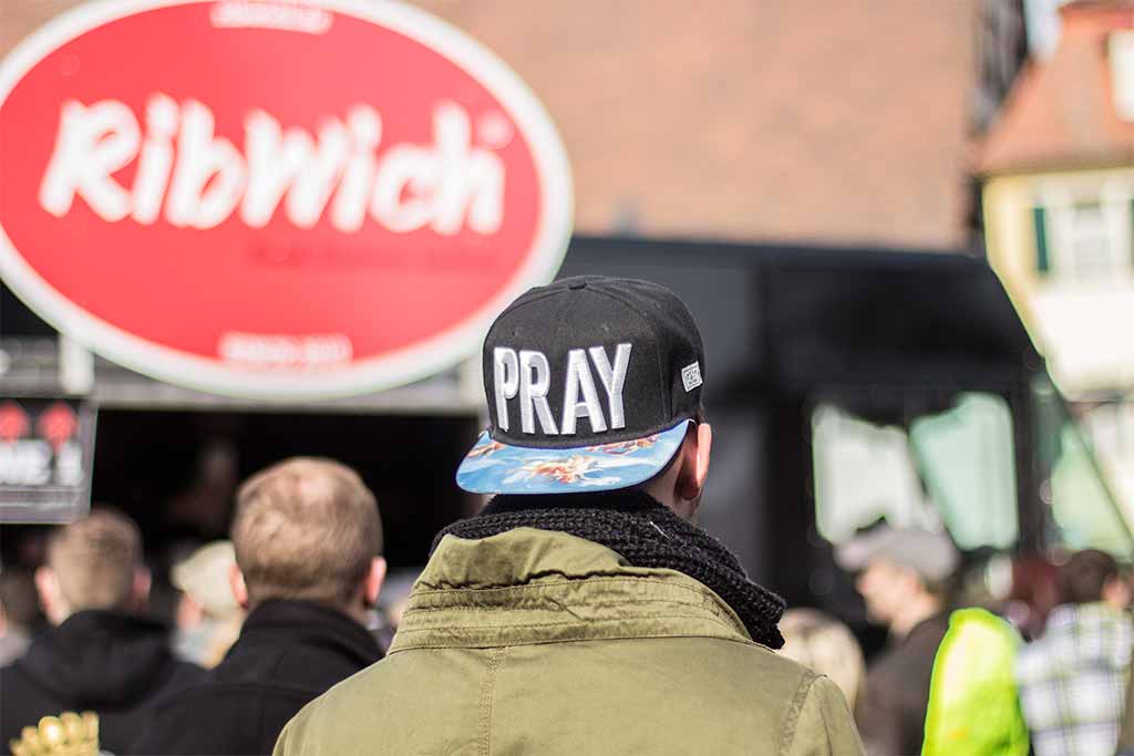 Erstes Foodtruck RoundUp ON TOUR Schwabach Ribwich