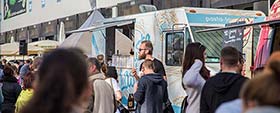 Food Truck Fans auf dem 4. Food Truck RoundUp