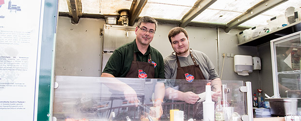 Michael Gröschls Food Truck Red Flag BBQ