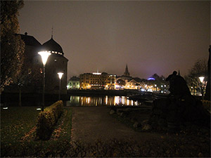 Örebro Schweden bei Nacht